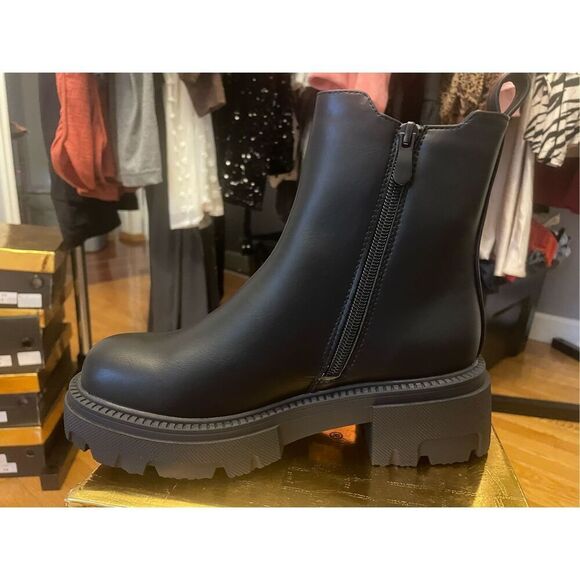 Tulipano Suzzane Ankle Boots 6.5.  37 - Picture 6 of 6